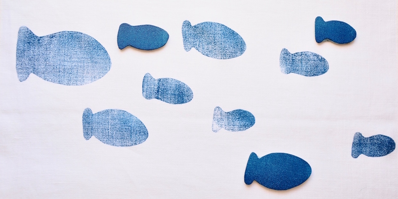 Collection Motif Petit Ocean gravé à la main personnalisable pour tissu et papier peint par Inkrée