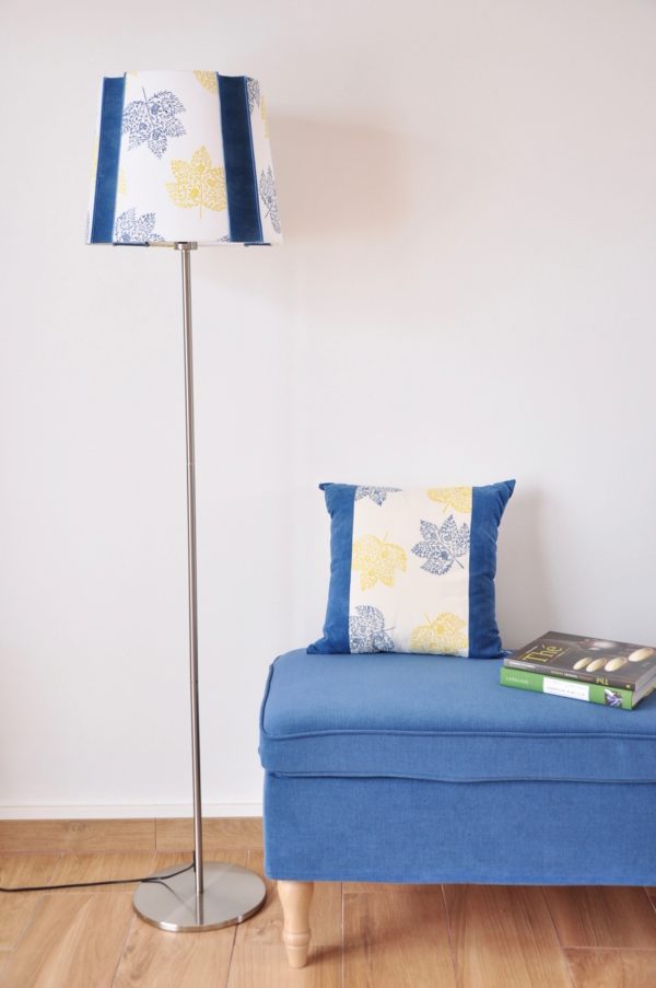 Abat-jour carre espanol motif vegetal fabrication francaise par Inkree Abat-jour carré espagnol motif végétal coussin assorti par Inkree