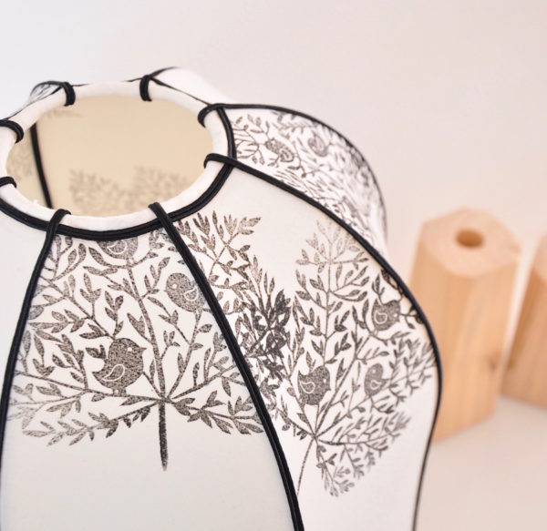 Lampe à poser cloche sur mesure par Inkree