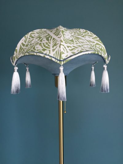 Dôme Palmier à pompom tissu imprimé à la main, création de Inkrée sur l'ile de Ré.