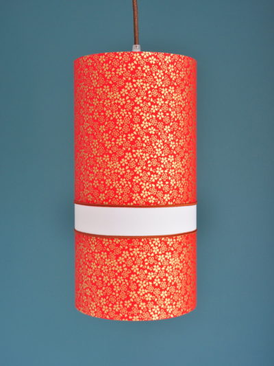Abat-jour en papier japonais motif Sakura doré, création Inkrée.
