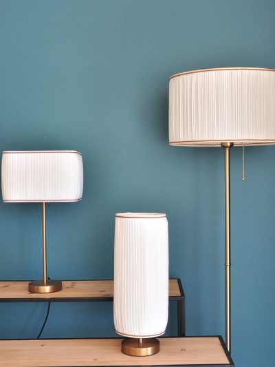 Abat-jour plissé collection Pearl fabriqué à la main par Atelier Inkrée